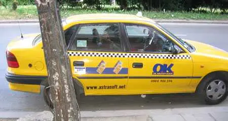 Клиент гръмна таксиметров шофьор и избяга