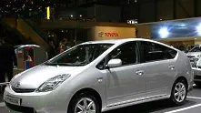 Китай пръв пуска хибриден автомобил