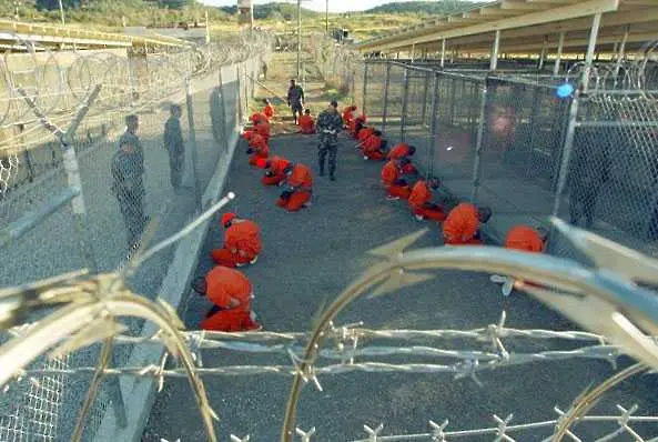 САЩ изпратиха затворник от Гуантанамо в България