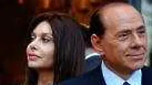 Разводът ще излезе солено на Берлускони