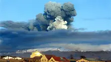 Исландският вулкан бълва по-малко пепел