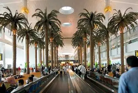 Дубай отворя мега летище