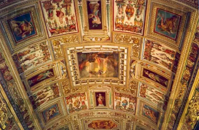 Микeланджело рисувал скрити послания в Сикстинската капела