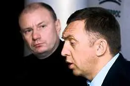 Руски милиардери се скараха за компания, Медведев съдийства