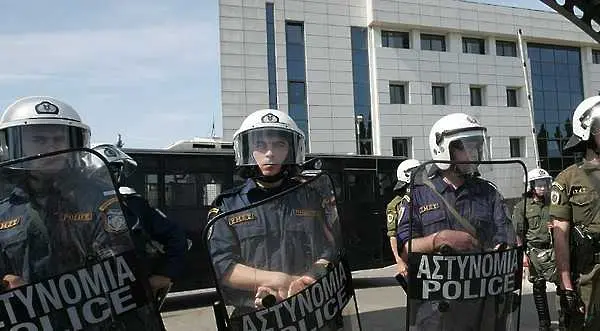 Заплашиха с бомба гръцкото министерство на финансите
