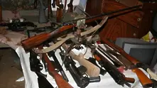  Тече акция срещу нелегалната търговия с оръжие