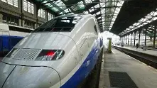 Стачка спира влаковете и метрото във Франция