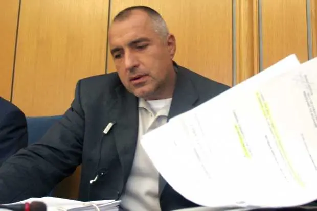 Разследват 100 документа с фалшив подпис на Бойко Борисов