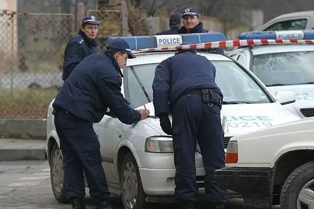  Румънските полицаи спряха да глобяват – протестират!