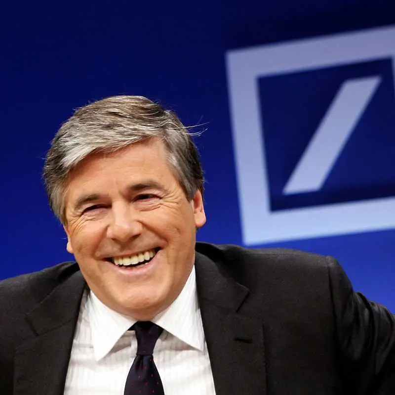  Шефът на Deutsche Bank си купи нейни акции за 6 млн. евро