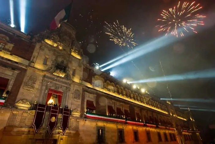 Мексико празнува 200 г. независимост 