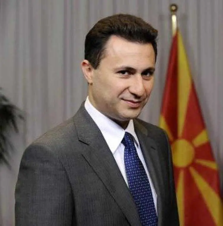 Рейтингът на македонския премиер е 20%