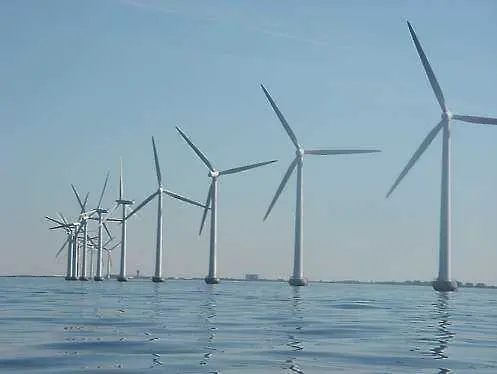 Започва работа най-големият вятърен парк в морето