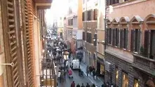 Пръстен за половин млн. евро откраднаха в Рим