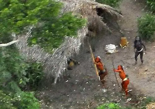 Перу представи доказателства за племе на Амазонка, непознато за цивилизацията