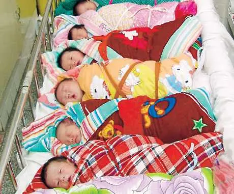 30 000 китайски бебета кръстени Шибо - на световното изложение в Шанхай
