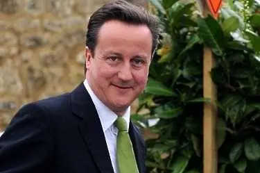 Дейвид Камерън започна битка срещу високия бюджет на ЕС през 2011 г.   