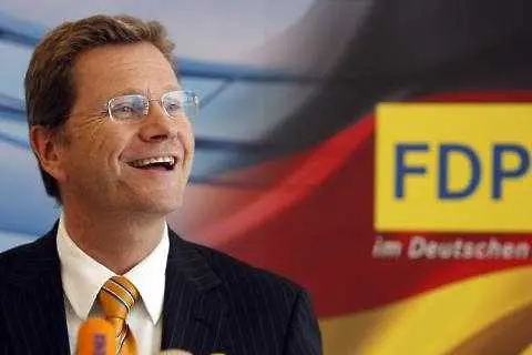 Немските депутати викат посланика на САЩ да обясни защо смята външния министър за тщеславен
