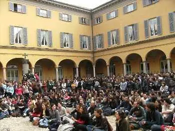 Хаос и безредици заради студентските протести в Италия