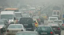 Катастрофа с над 20 коли затвори пътя за аерогара София
