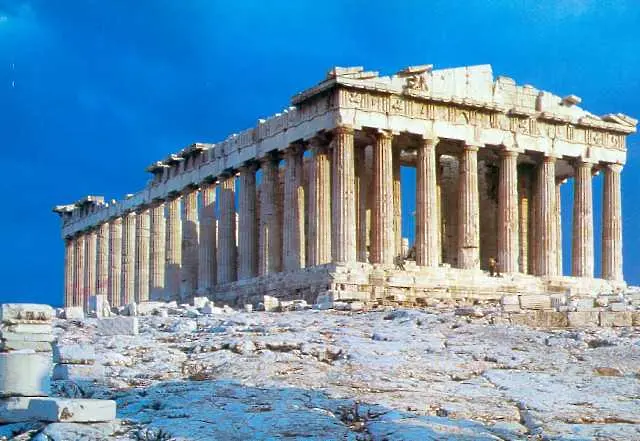 Гърция прие скандалния бюджет за 2011 г.   