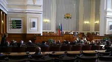 Парламентът прие декларация за отзоваване на посланиците, работили за ДС