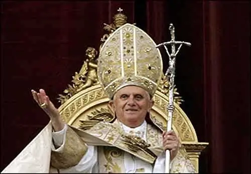  Папата посвети слово на социалните мрежи