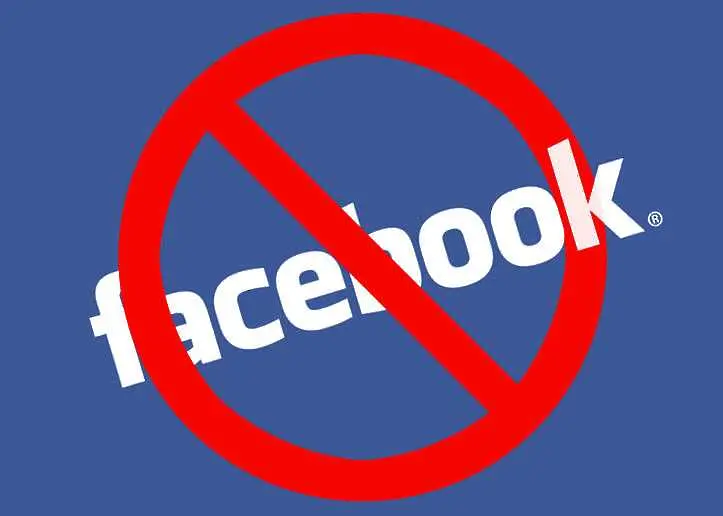 Близкия изток на път да забрани Facebook   