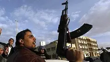 Журналисти от BBC жестоко малтретирани в Либия