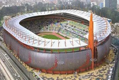  Стотици ранени при срутване на стадион в Перу