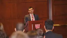 Дянков в Харвард: Финансовите правила дисциплинират политиците