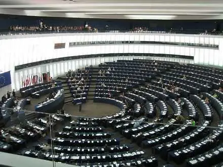 Скандалът СРС-тата влезе в Европейския парламент   