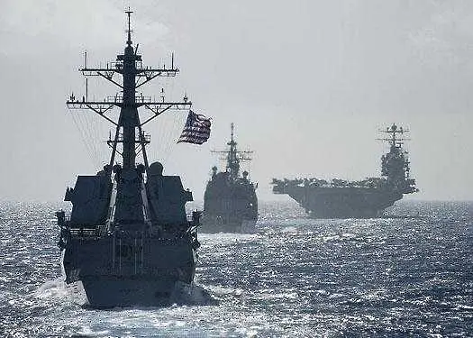 САЩ изпробваха лазерно оръжие от борда на военен кораб