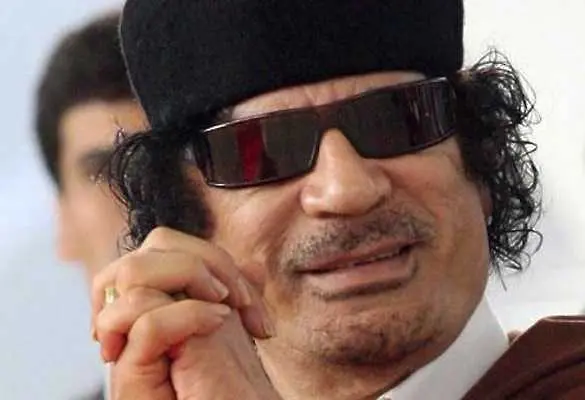 Кадафи приема Африканската пътна карта