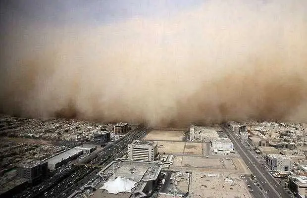 Пясъчна буря в Кувейт вдигна цените на петрола