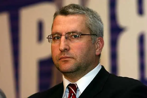 ДСБ номинира политолога Светослав Малинов за кандидат-президент