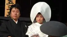 Церемониални разводи на мода в Япония