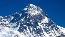 Непал отново ще измерва връх Еверест