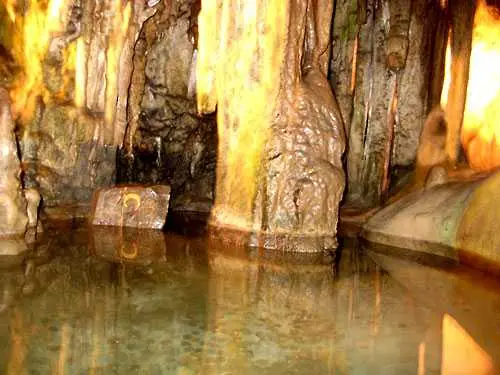 Пещерата „Леденика” става модерна природна атракция