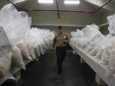 Заловиха пратка от над тон кокаин в Колумбия