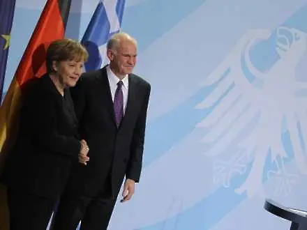 Меркел обеща подкрепа на Гърция за справяне с дълговата криза