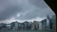 Тайфунът Несат блокира Хонконг