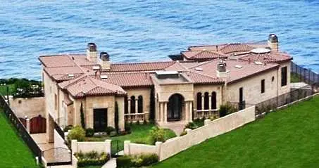 Доналд Тръмп продаде имението си в Калифорния на загуба