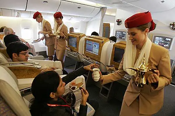 Emirates Airlines поръча 50 самолета Бойнг