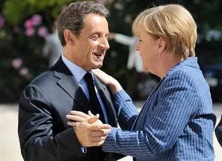 Меркел и Саркози ще стабилизират еврозоната с нов пакт