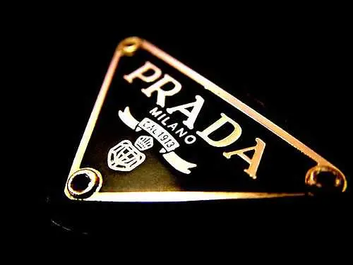 Азия увеличи приходите на Prada със 75%