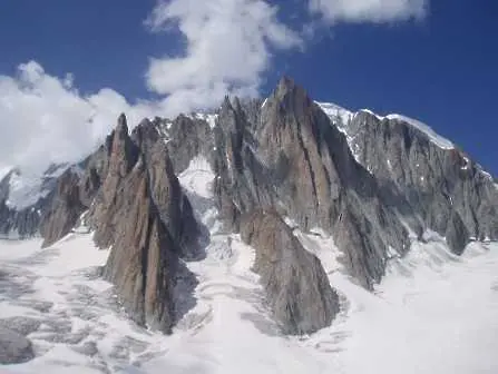 Ледниците във френските Алпи са се стопили с една четвърт за 40 години