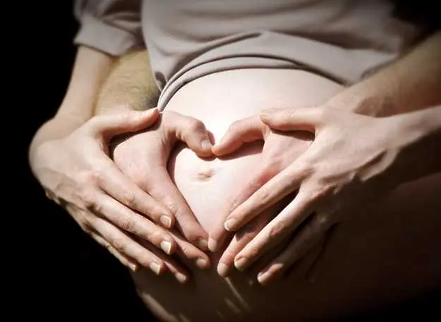 700 ин витро бебета са се родили през 2011 г.