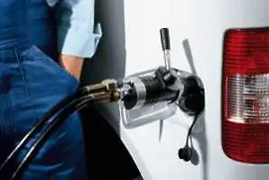 Две трети от бензиностанциите са заплашени от затваряне