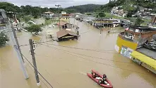 Невиждани наводнения в Бразилия, Чили в пламъци